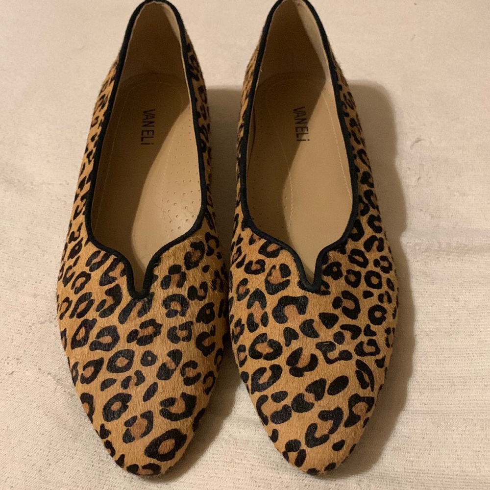 Van Eli flats. Size 12 Never Worn